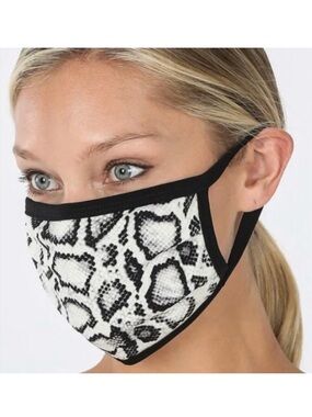 🔴 5 for $10 ONE Zenana Snakeskin Print Cotton Face Mask